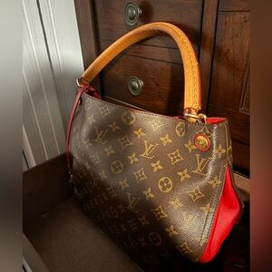 Louis Vuitton Gaia Monogram Hobo Shoulder Bag